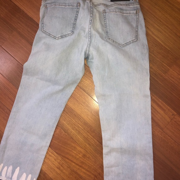 A&F SKINNY JEANS - Picture 2 of 3